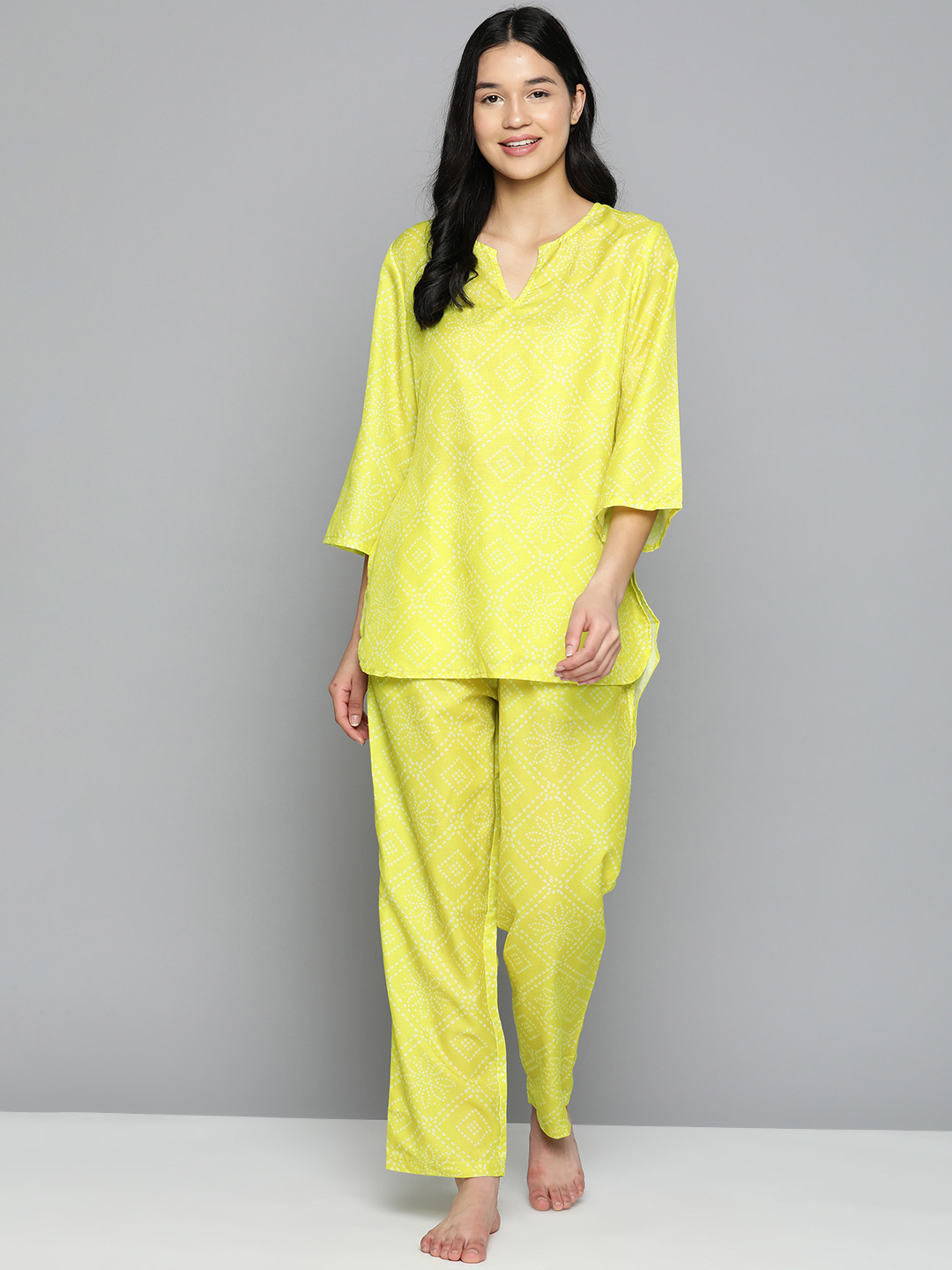 

HERE&NOW Bandhani Printed Pyjama Set, Lime green