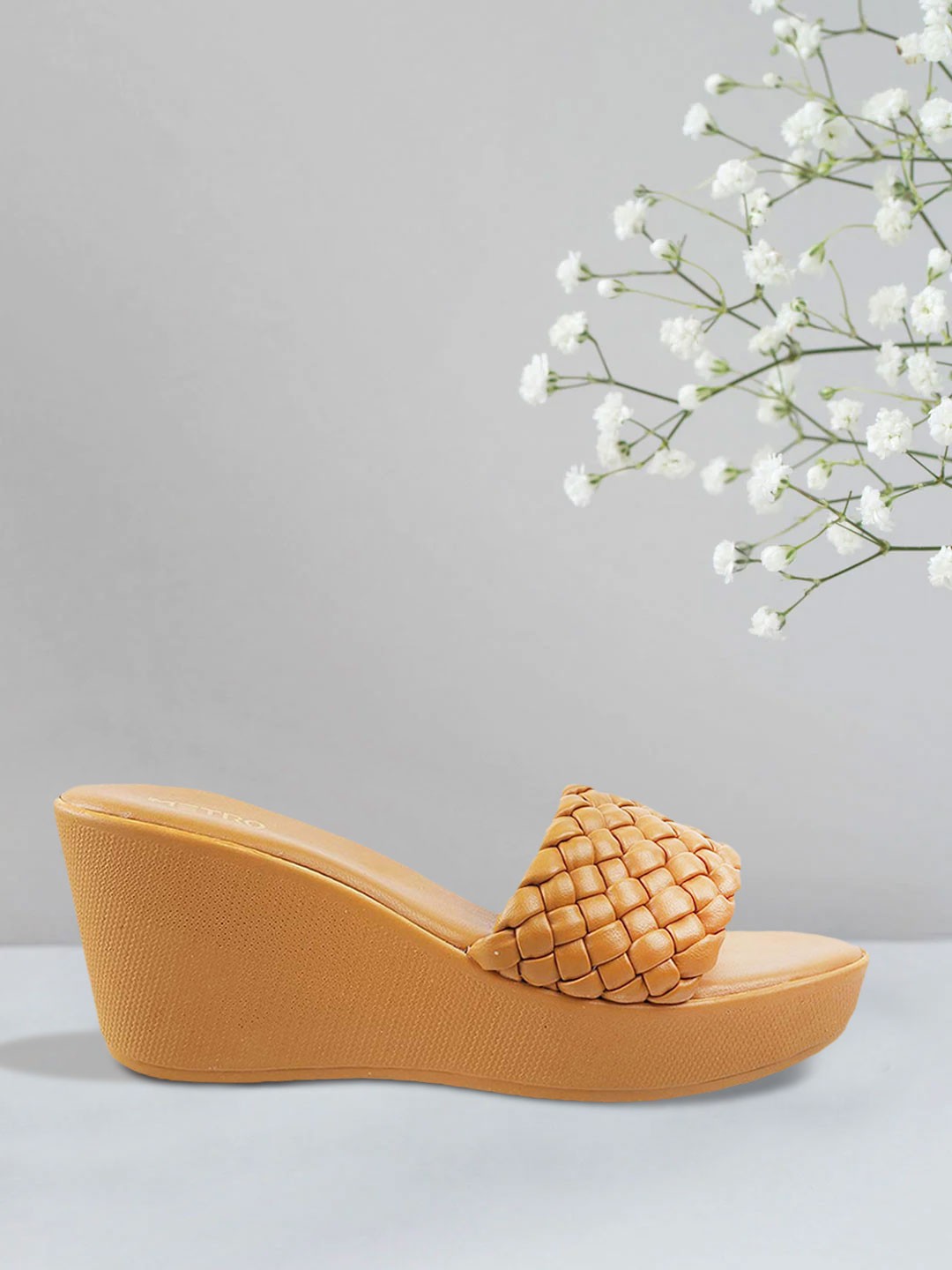 

Metro Yellow Wedge Heels