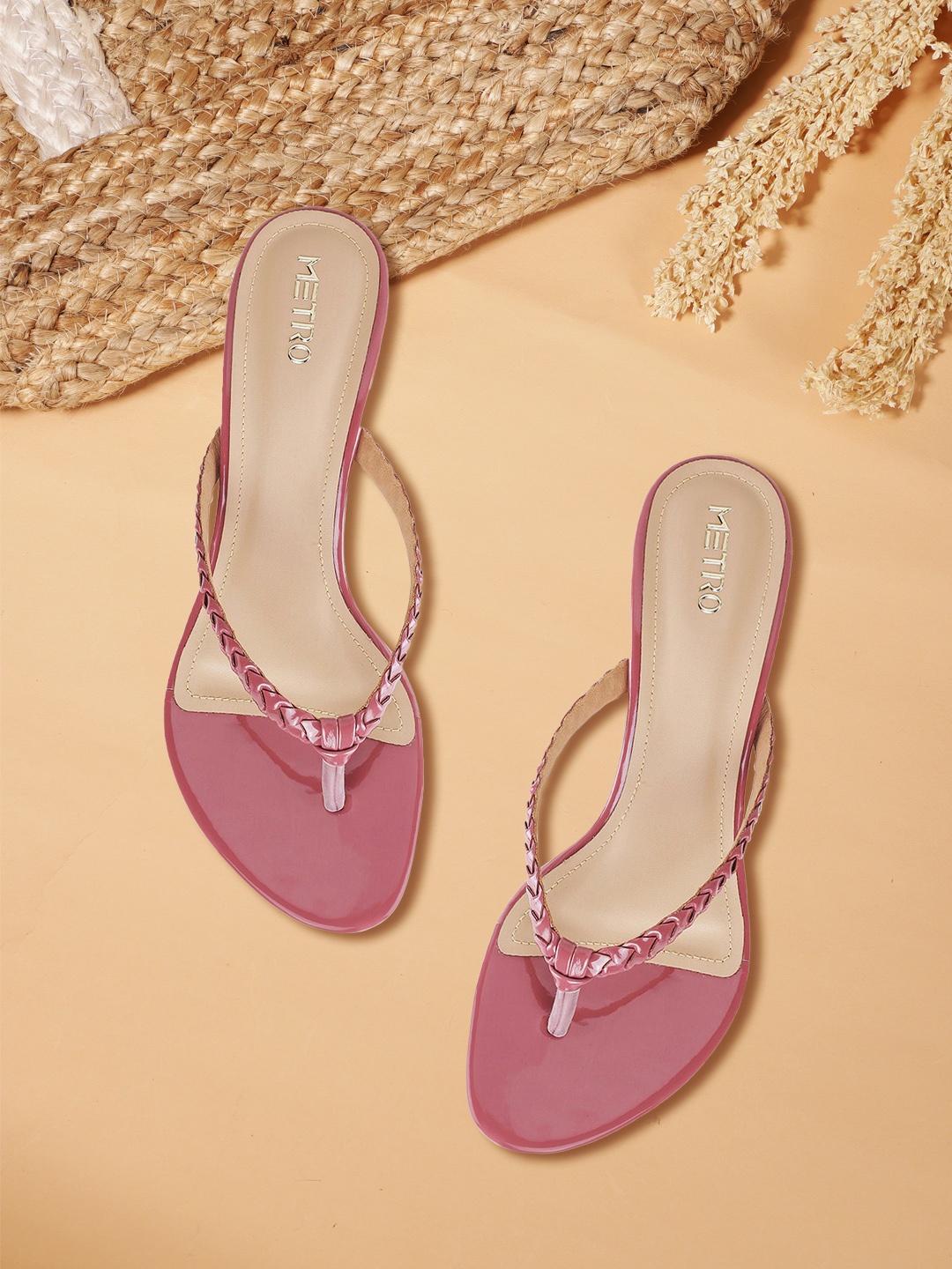 

Metro Peach-Coloured & Beige Kitten Sandals