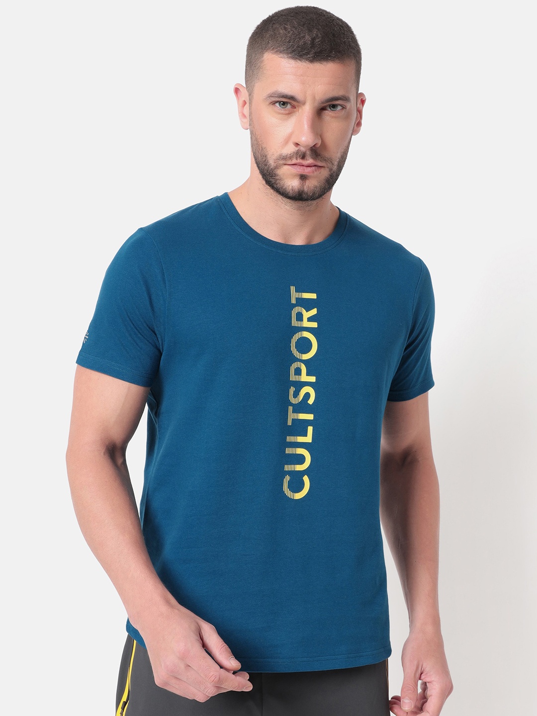 

Cultsport Men Teal & Yellow Printed Round Neck Fly Dry Cotton Running T-shirt
