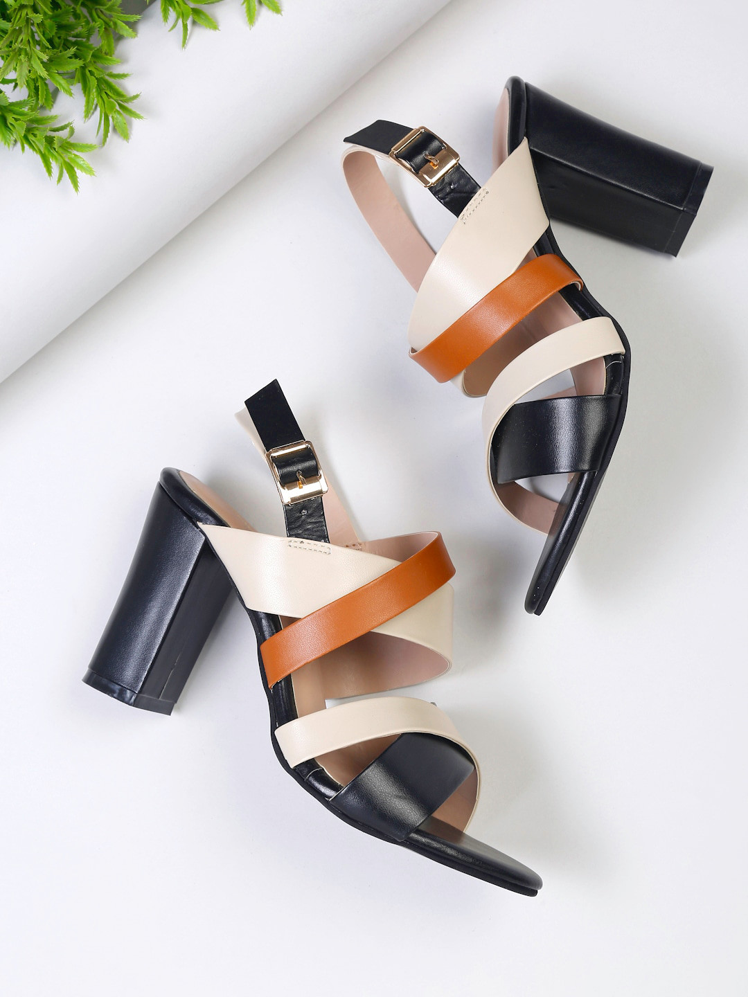 

Bruno Manetti Black & Cream-Coloured Colourblocked PU Block Heels