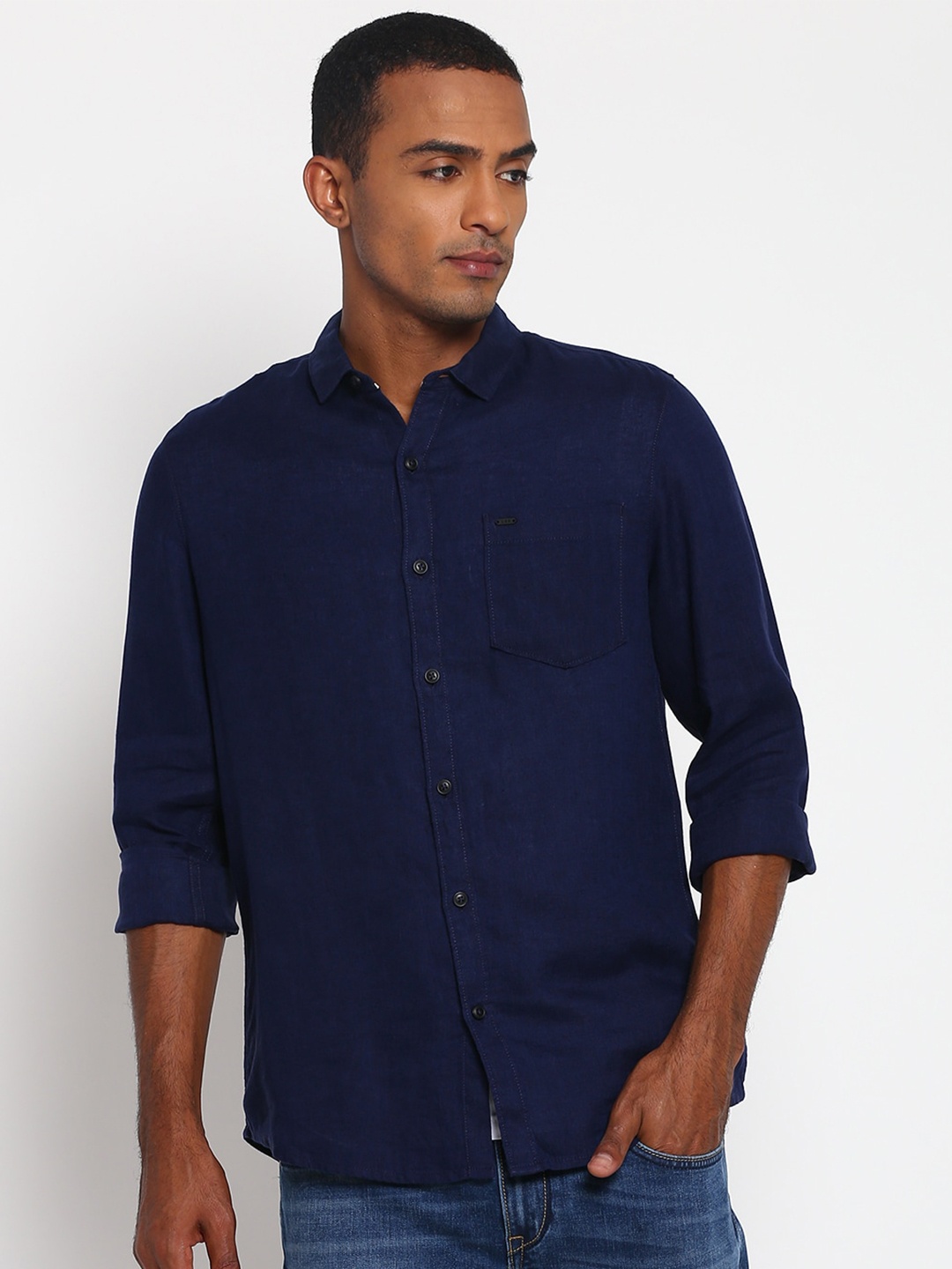 

Lee Men Navy Blue Classic Slim Fit Linen Casual Shirt