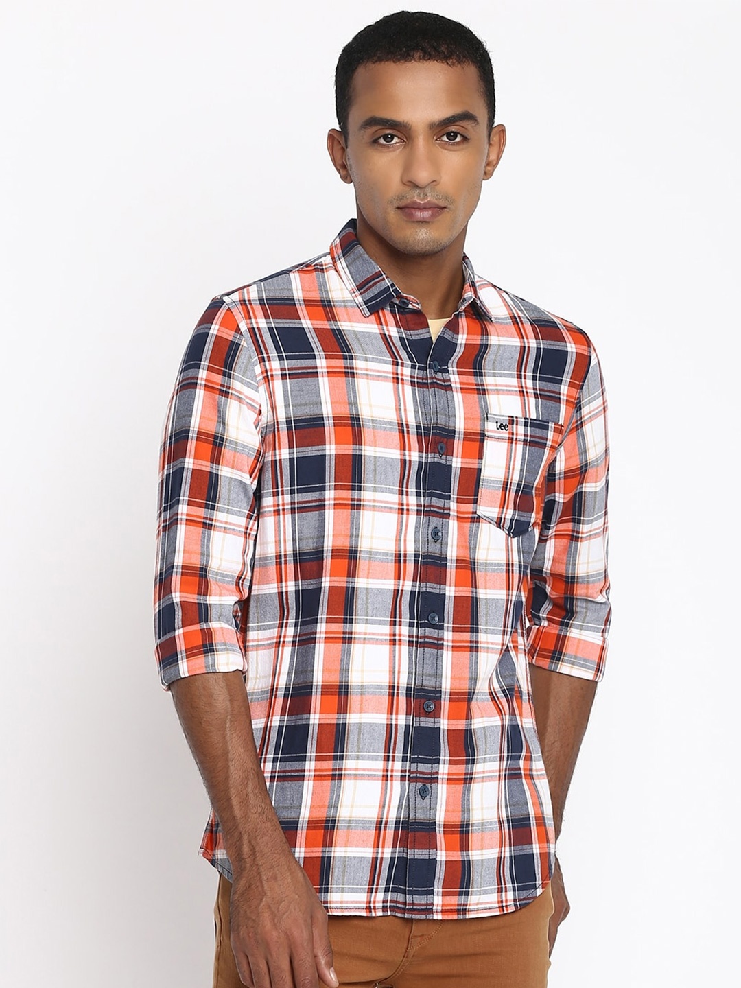 

Lee Men Orange & White Classic Slim Fit Checked Cotton Casual Shirt