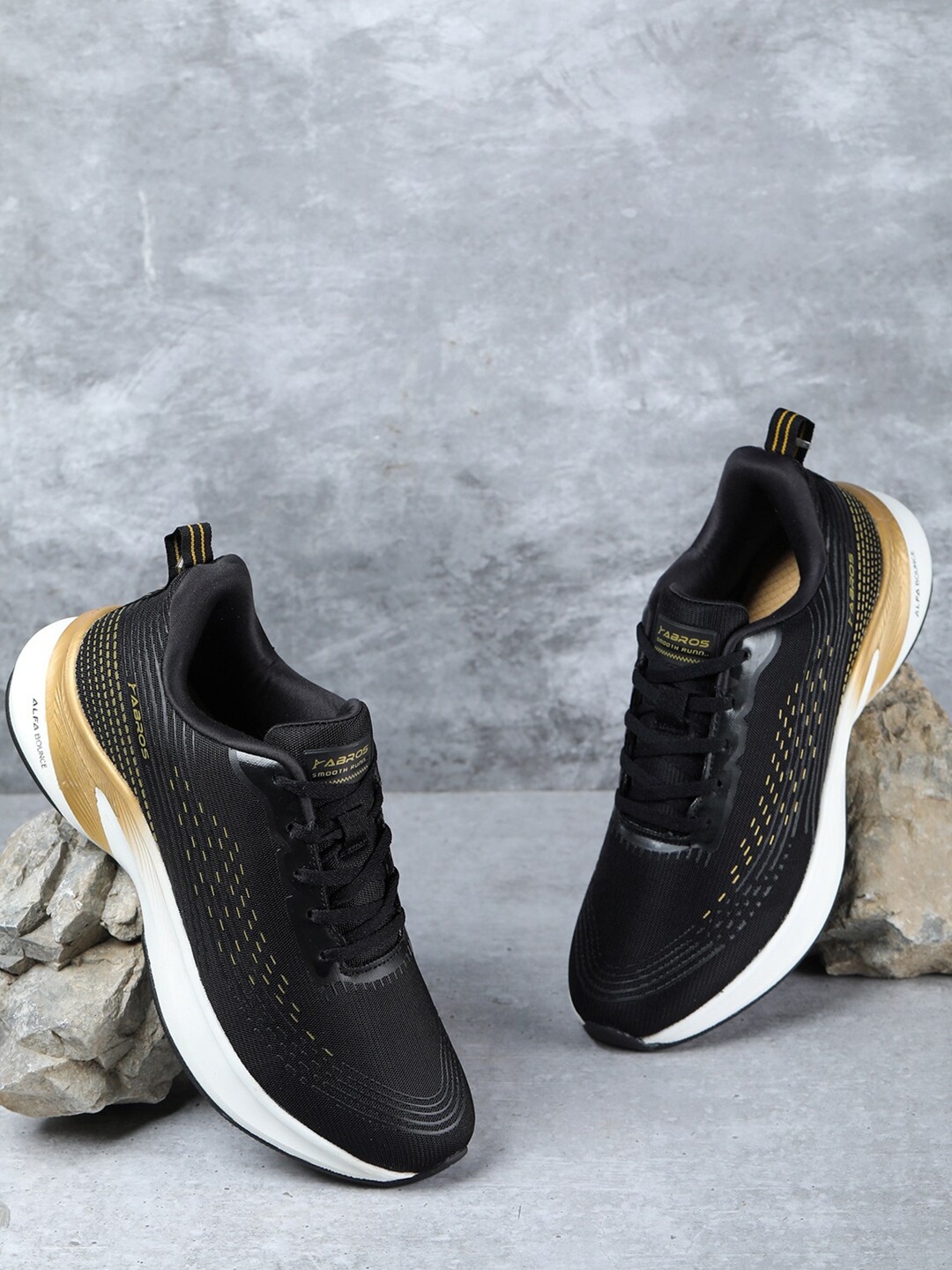 

ABROS Men Black & Gold-Toned Running Shoes