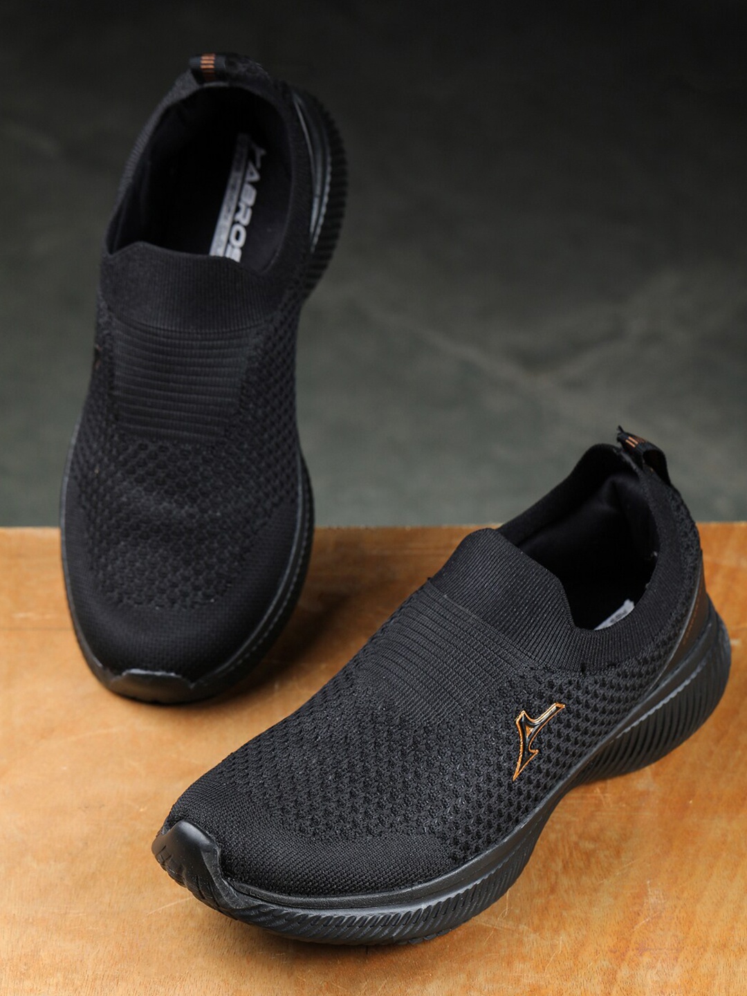 

ABROS Men Black Mesh Running Sports Shoes