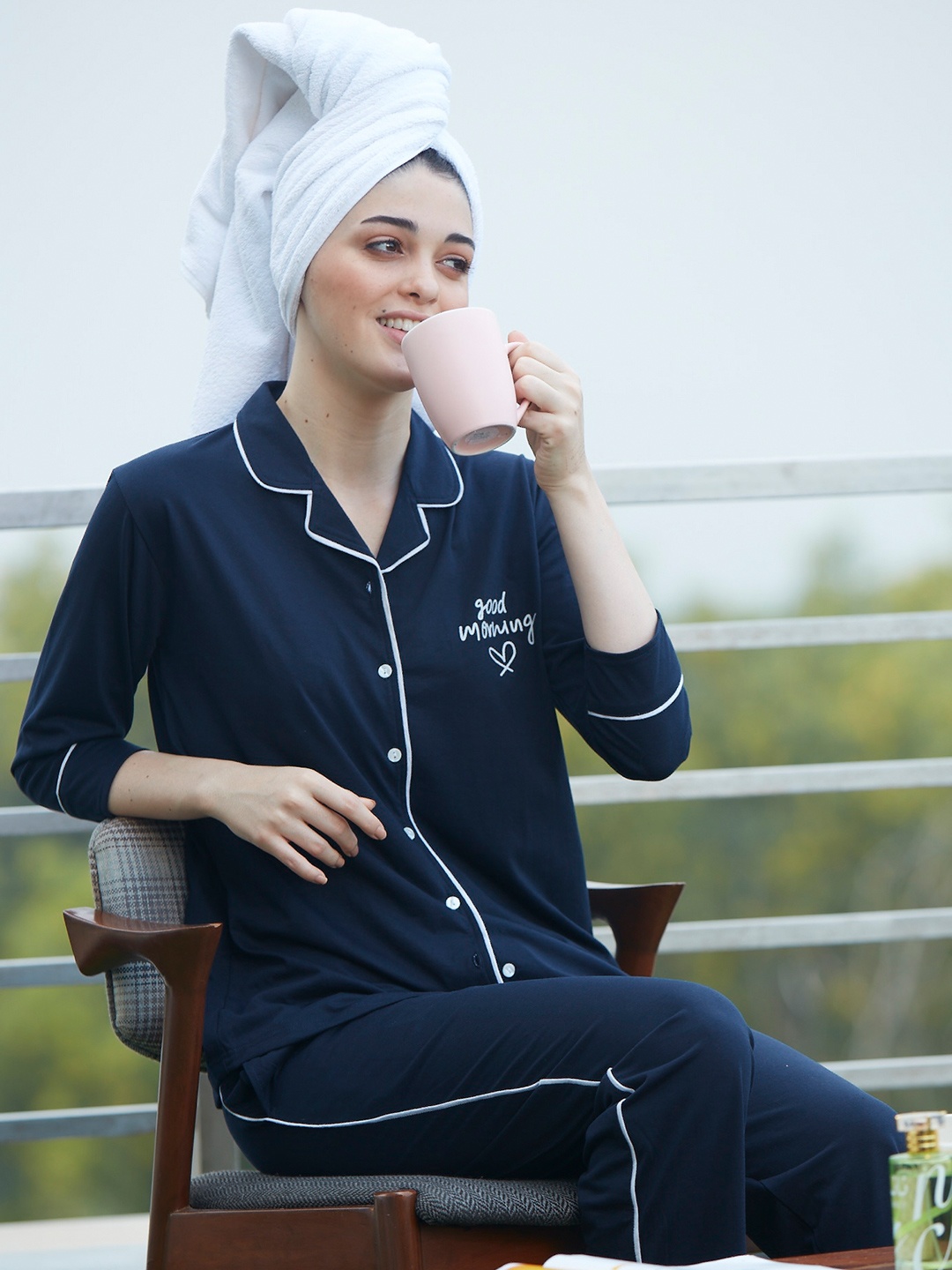 

Zeyo Women Navy Blue Self Design