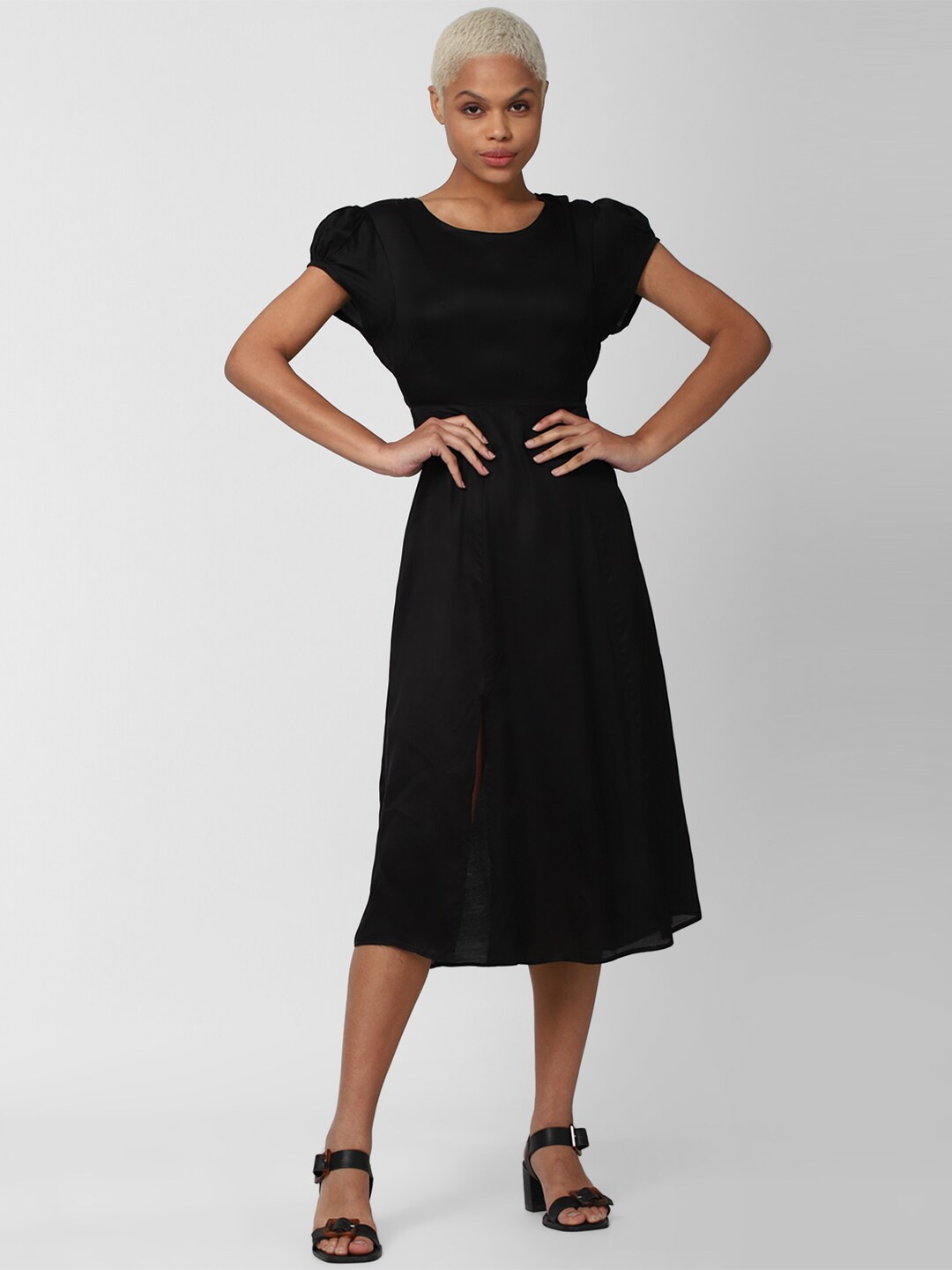 

FOREVER 21 Black A-Line Midi Dress