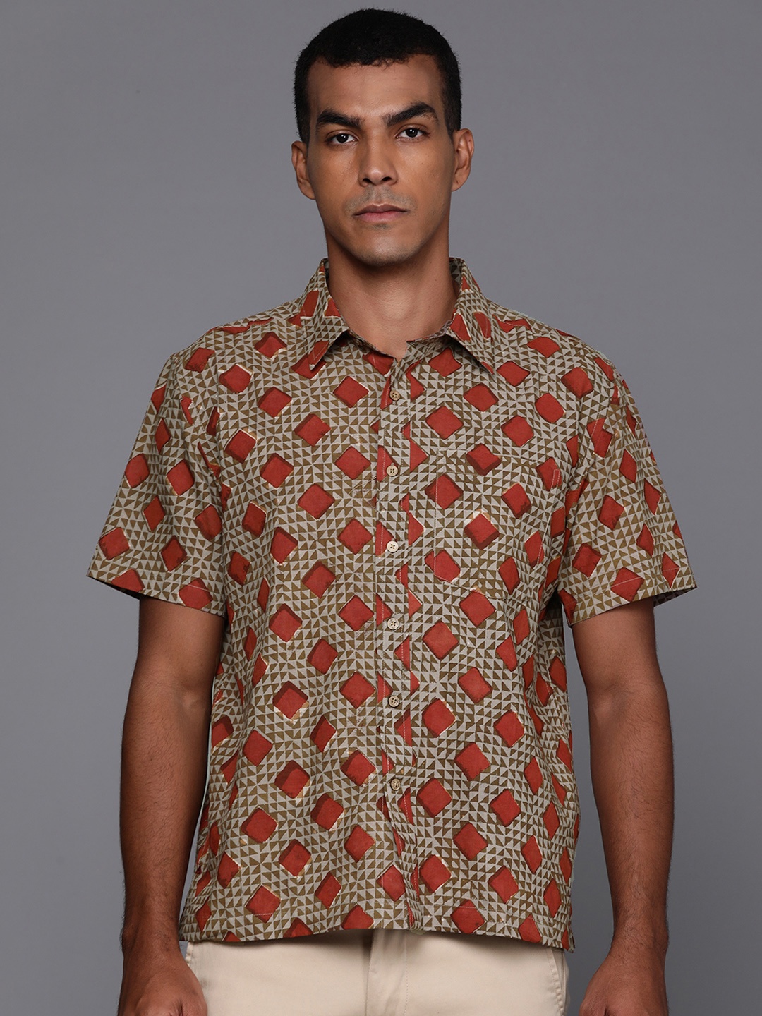 

Fabindia Men Rust Red & Beige Pure Cotton Hand Block Comfort Printed Casual Shirt