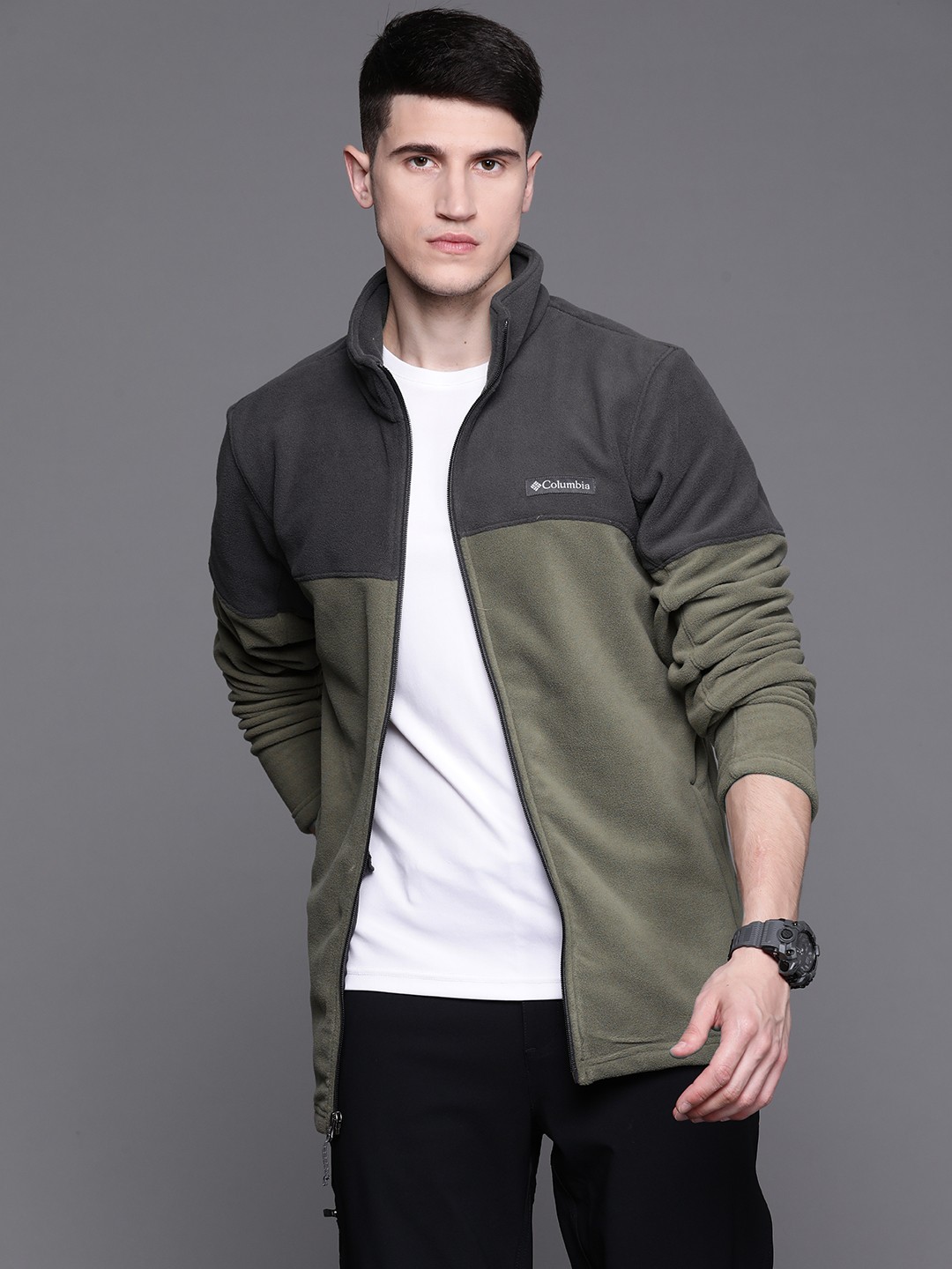 

Columbia Men Green Grey Colourblocked Outdoor Omni Heat Infinity Tailored Jacket