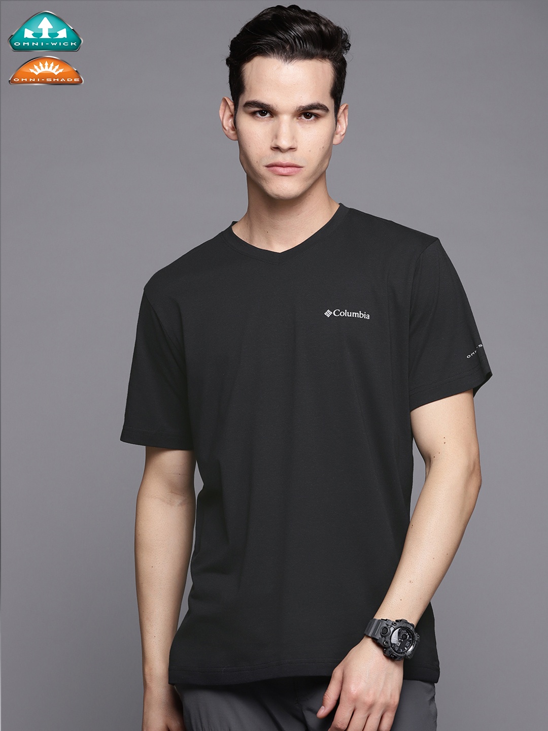 

Columbia Men Black V-Neck Omni-Wick & Omni-Shade Hiking T-shirt