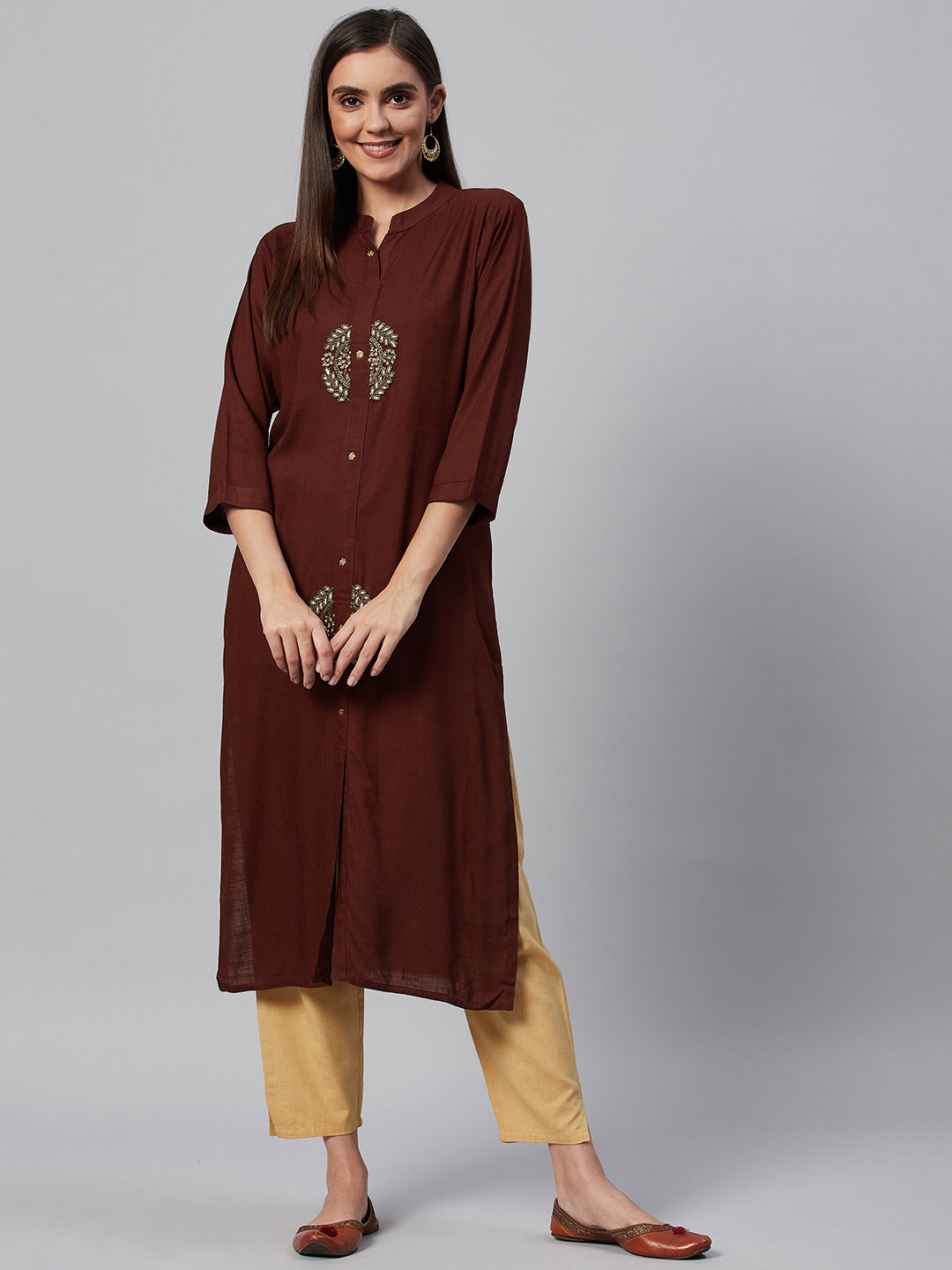 

HIGHLIGHT FASHION EXPORT Women Maroon Solid Kurta