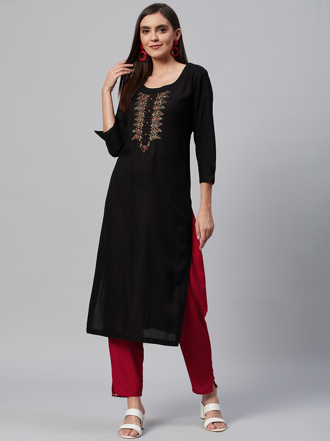 

HIGHLIGHT FASHION EXPORT Women Black Yoke Design Kurta