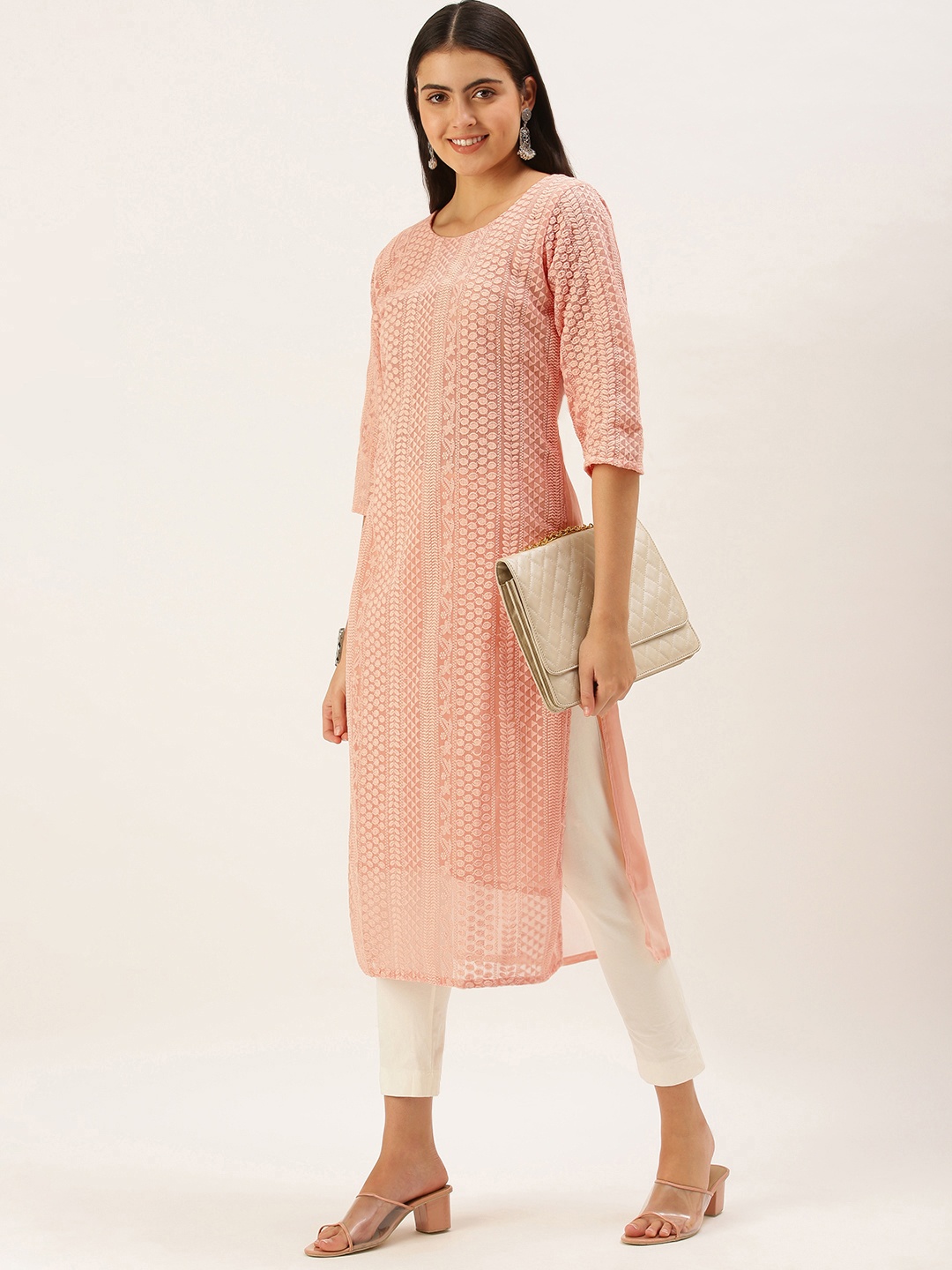 

SWAGG INDIA Women Peach-Coloured Ethnic Motifs Embroidered Chikankari Straight Kurta