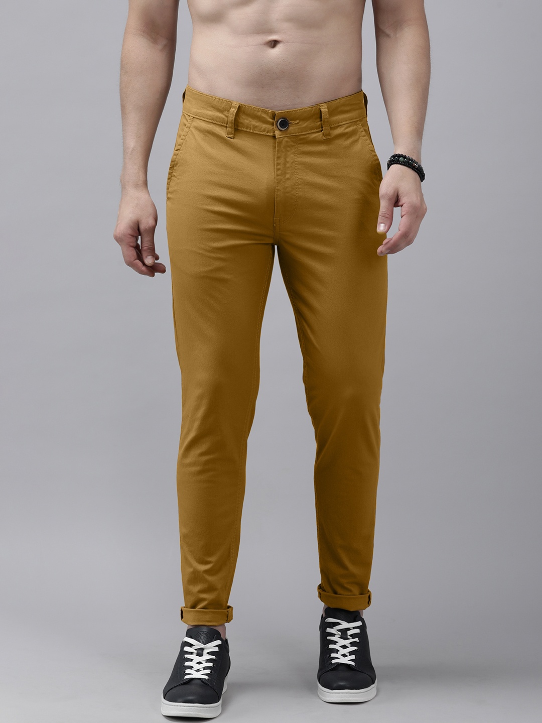 

The Roadster Lifestyle Co Men Brown Slim Fit Chinos Trousers