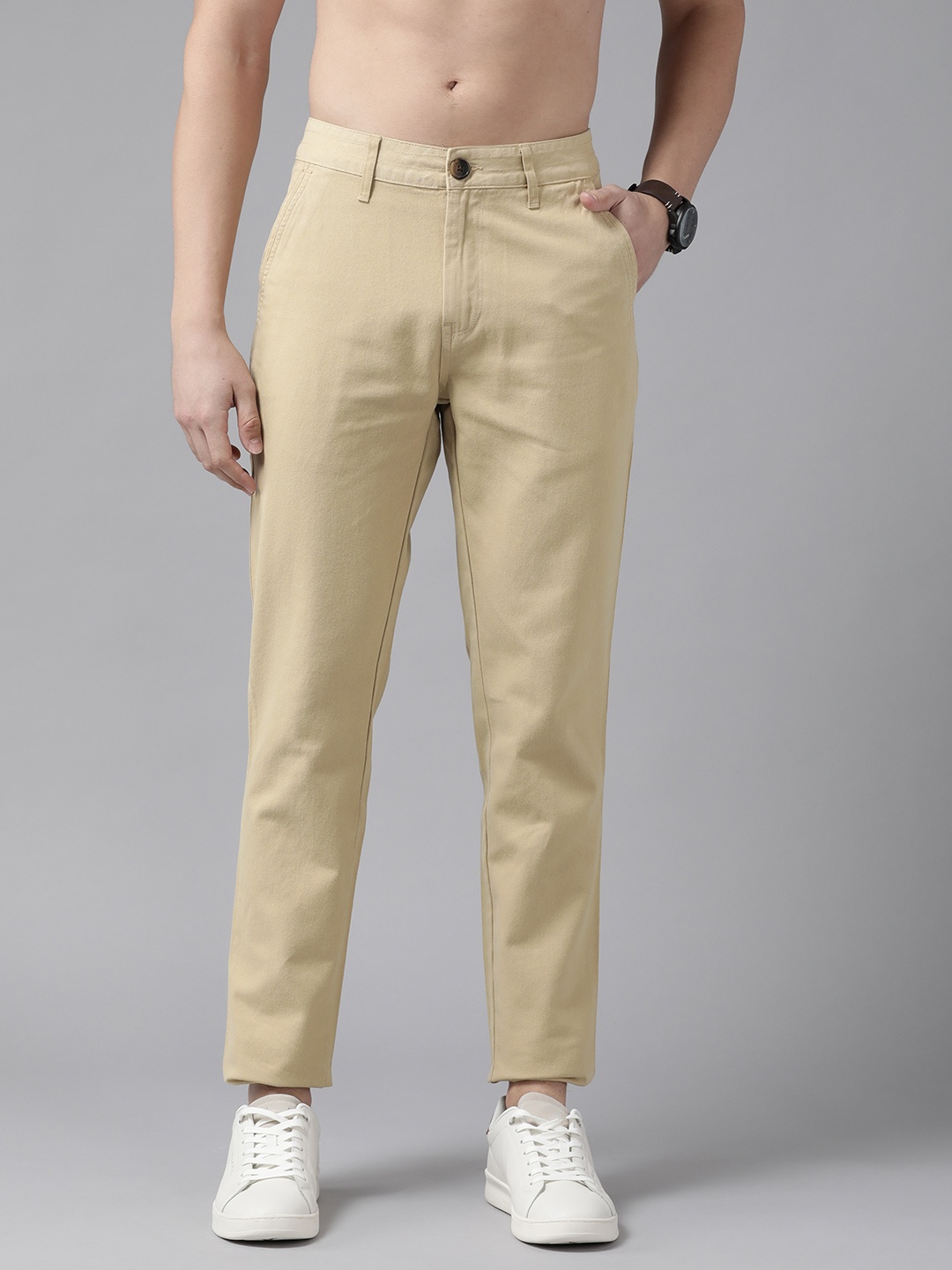 

Roadster Men Beige Pure Cotton Solid Chinos Trousers