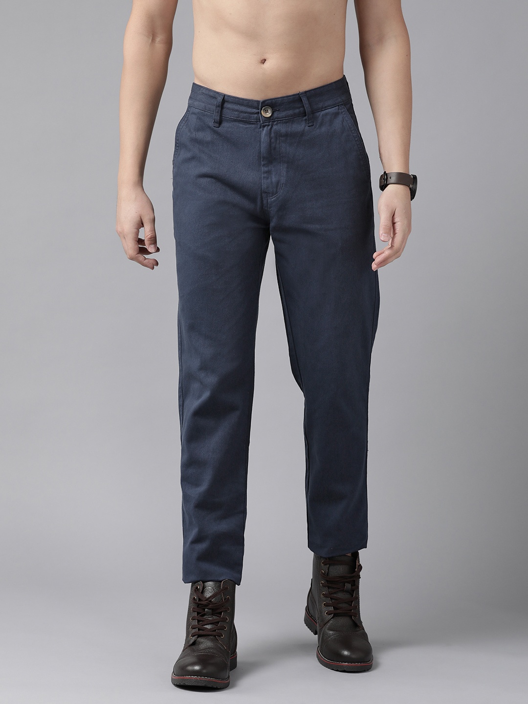 

Roadster Men Navy Blue Solid Pure Cotton Chinos