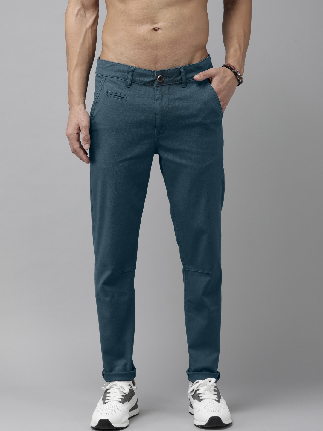 

The Roadster Life Co. Men Slim Fit Trousers, Teal