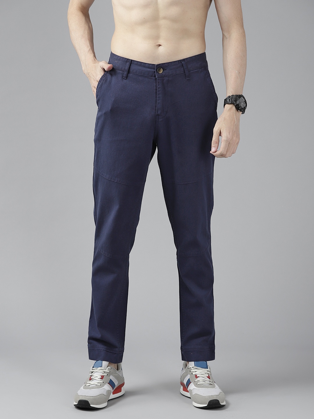 

Roadster Men Navy Blue Woven Regular Trousers