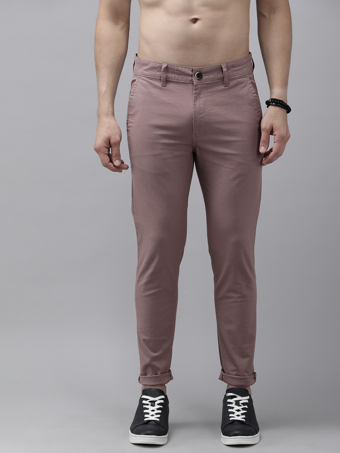 

The Roadster Lifestyle Co Men Mauve Slim Fit Regular Trousers