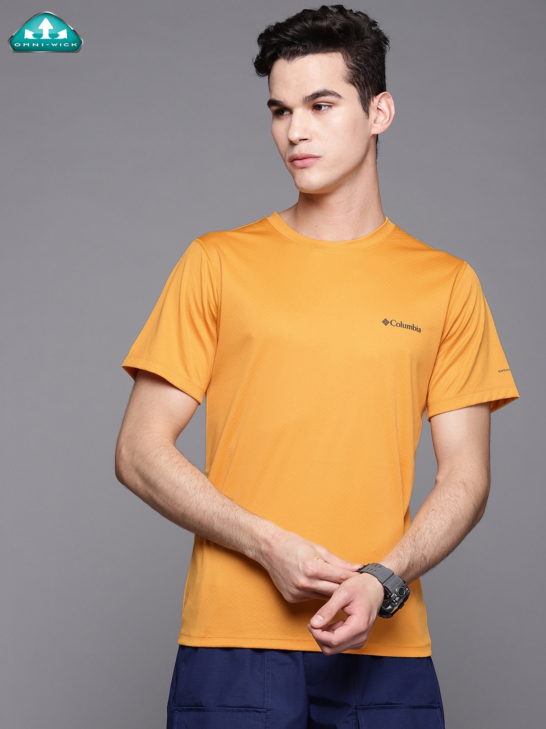 

Columbia Men Orange Slim Fit Outdoor Omni-Wick Hiking T-shirt
