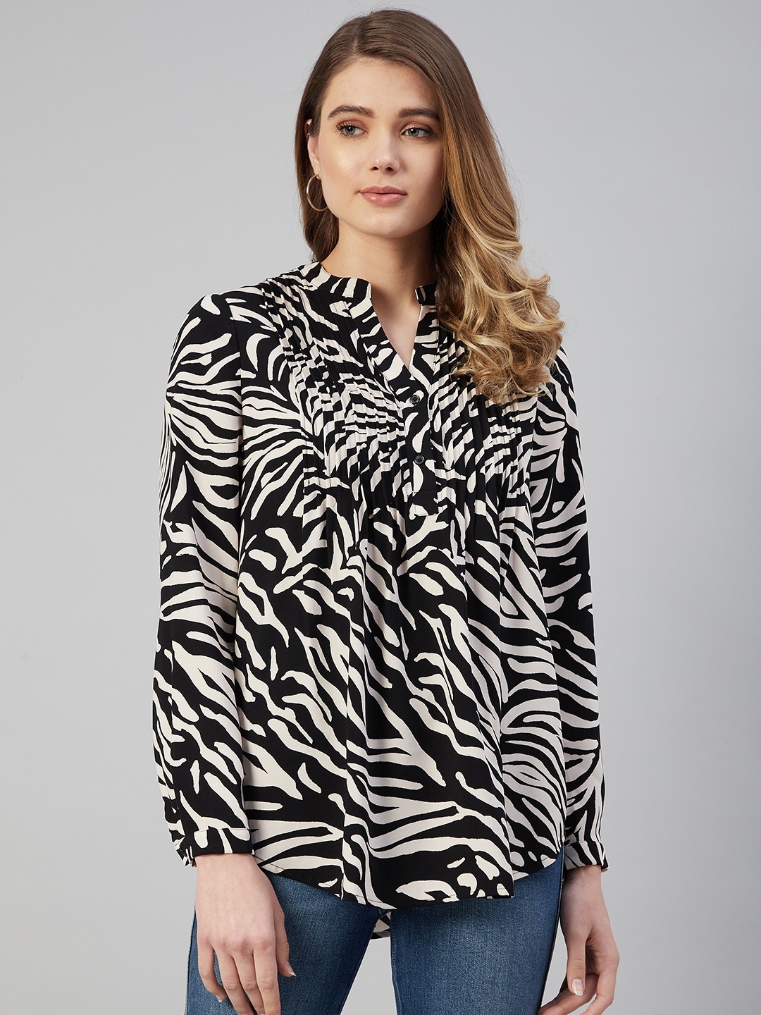 

Marks & Spencer Women Black & White Animal Print Top