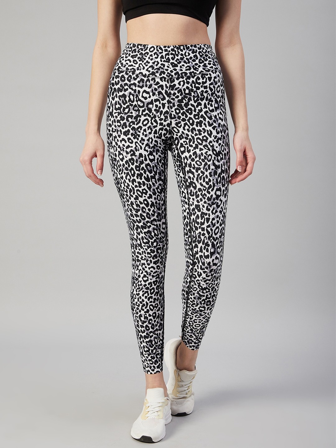 

Marks & Spencer Women White & Black Animal Skin Printed Sport Leggings