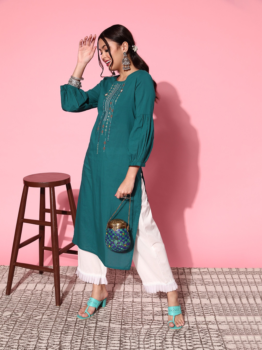 

Moda Rapido Women Teal Green Ethnic Motifs Embroidered Kurta