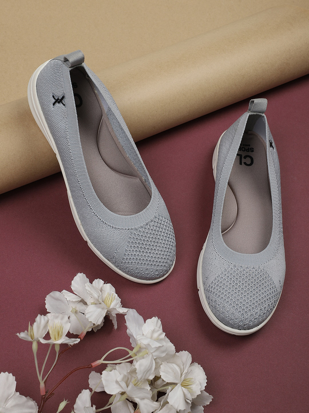 

Carlton London sports Women Grey Ballerinas Flats