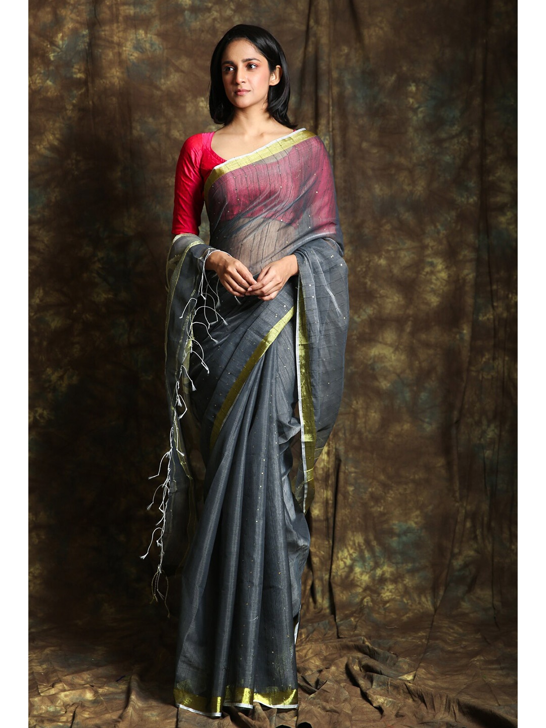 

Charukriti Grey & Gold-Toned Woven Design Pure Cotton Saree