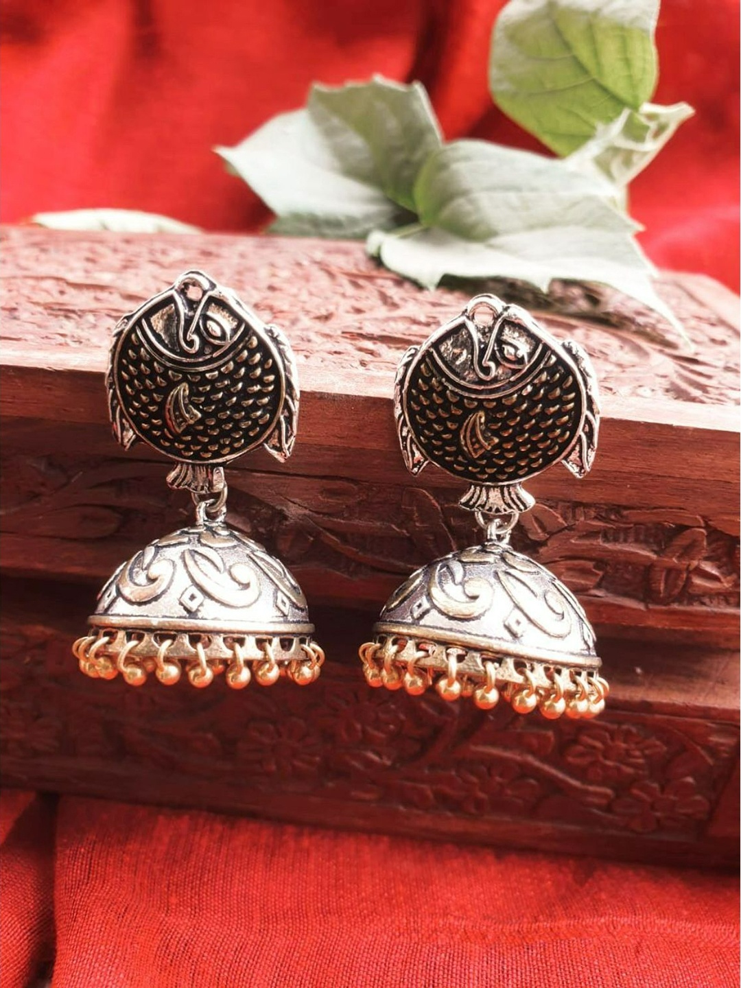 

FIROZA Silver-Toned Oxidized Animal Shaped Jhumkas Earrings