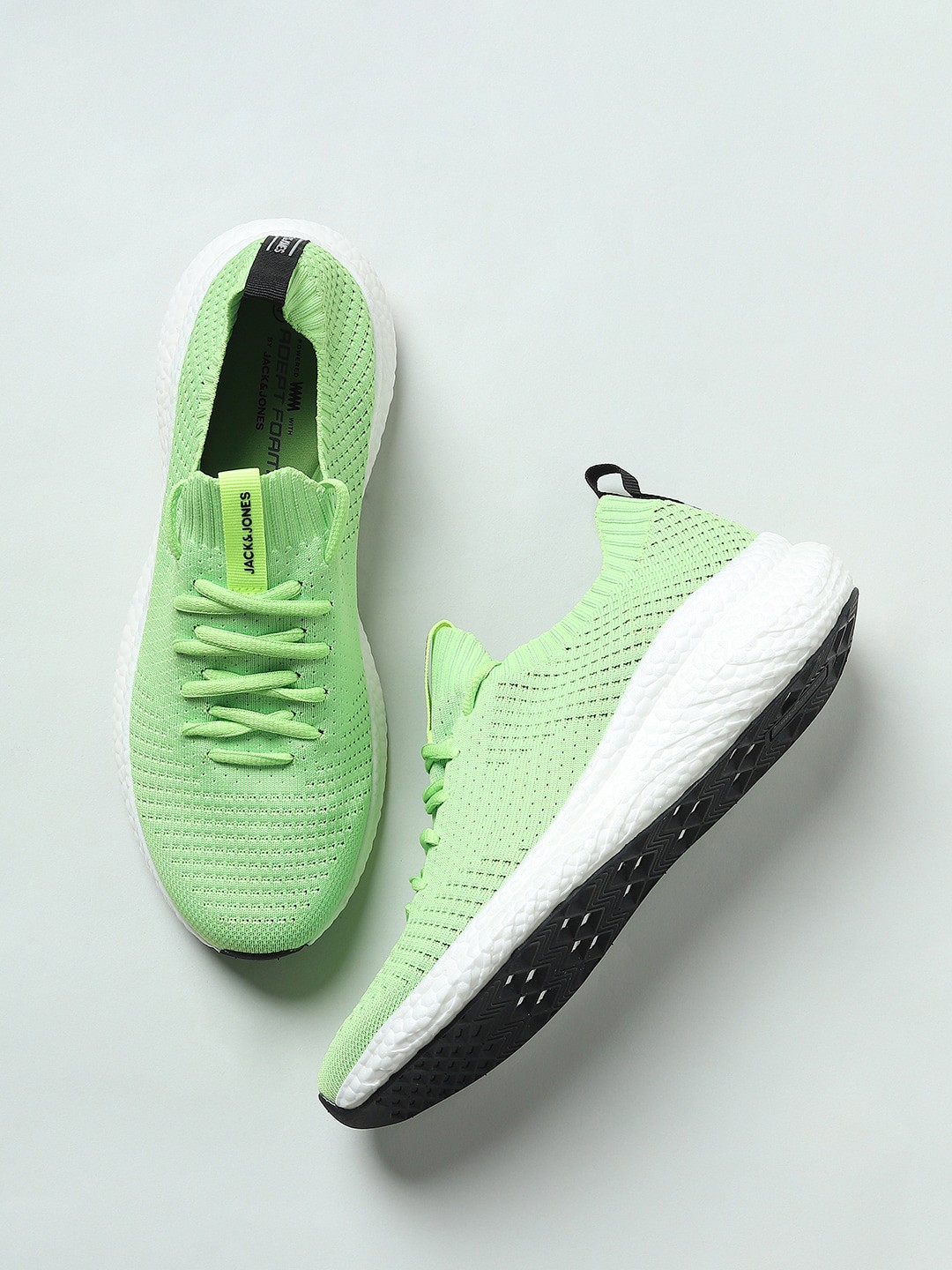 

Jack & Jones Men Green Woven Design Sneakers