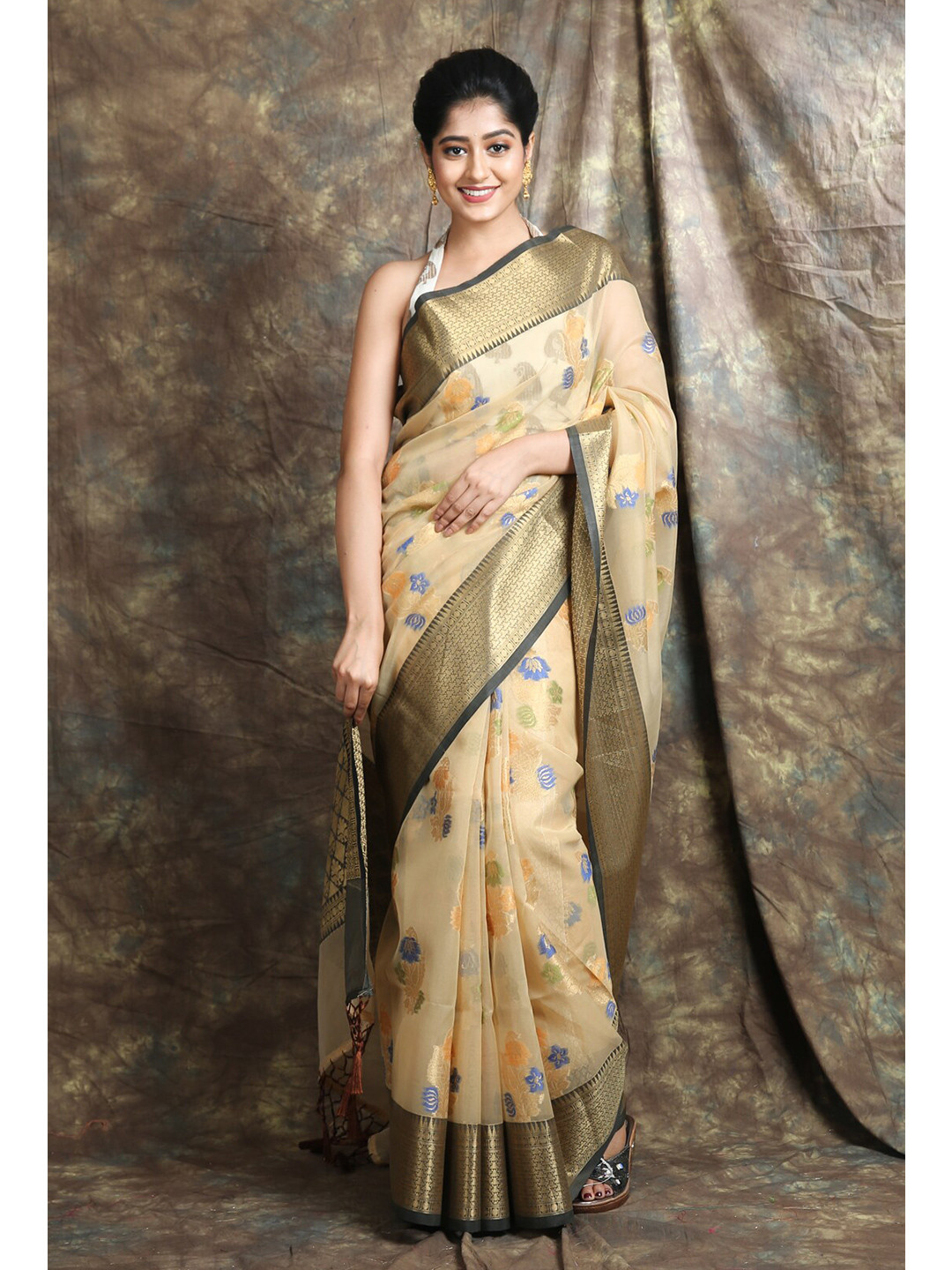 

Charukriti Cream-Coloured & Blue Floral Zari Organza Saree