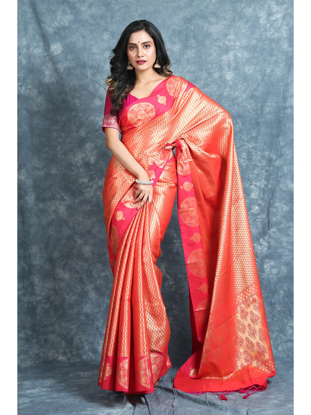 

Charukriti Pink & Gold-Toned Ethnic Motifs Zari Brocade Saree