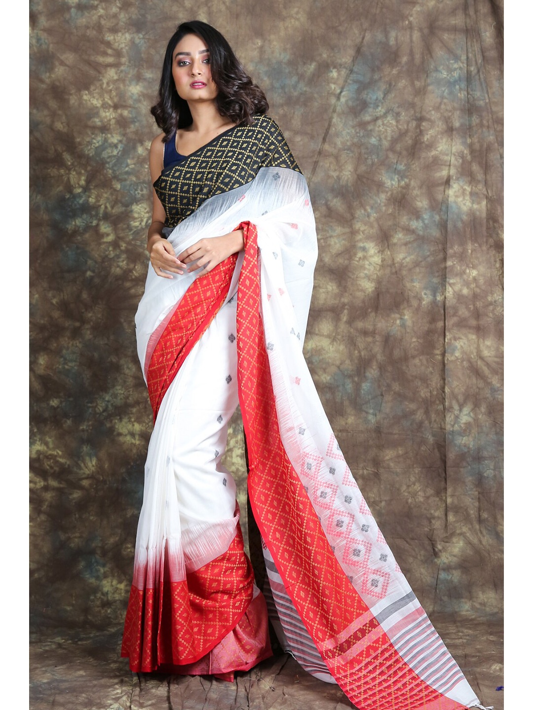 

Charukriti White & Red Zari Saree