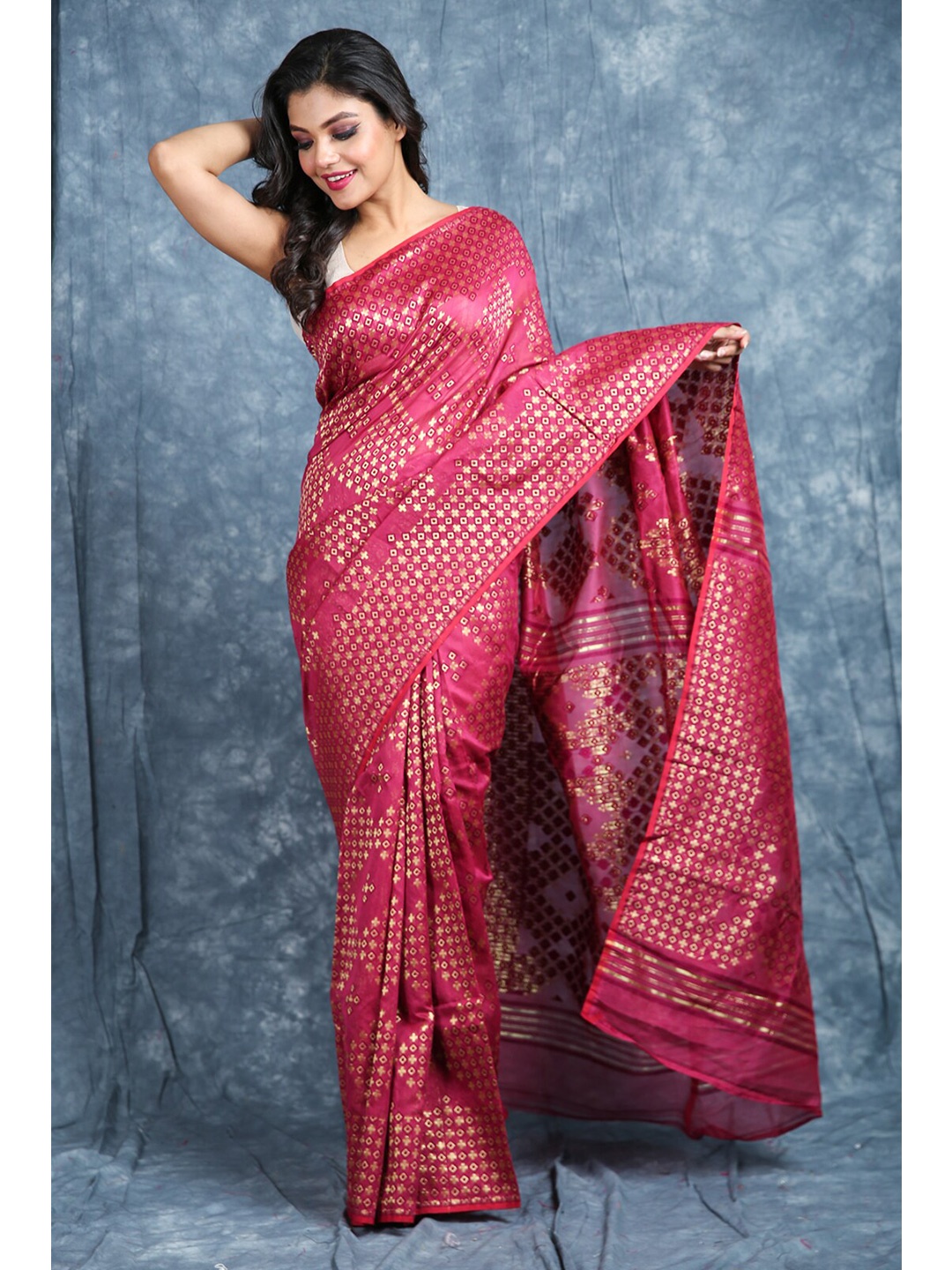 

Charukriti Magenta Woven Design Jamdani Saree