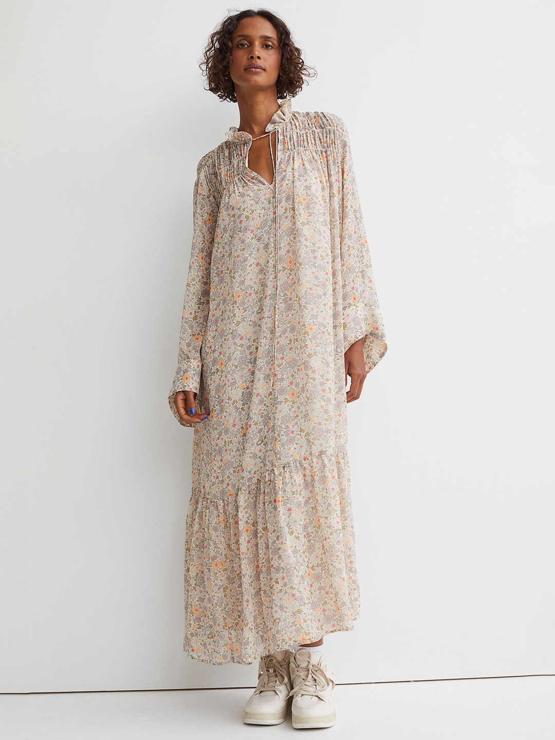 

H&M Beige Long Chiffon Dress