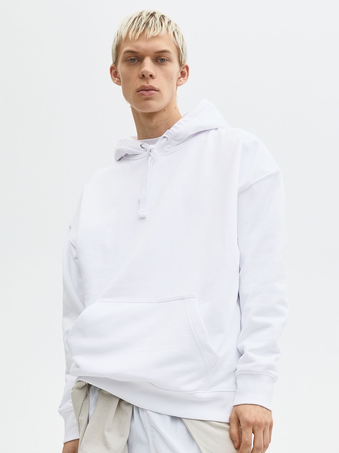

H&M Men White Oversized Fit Cotton Hoodie