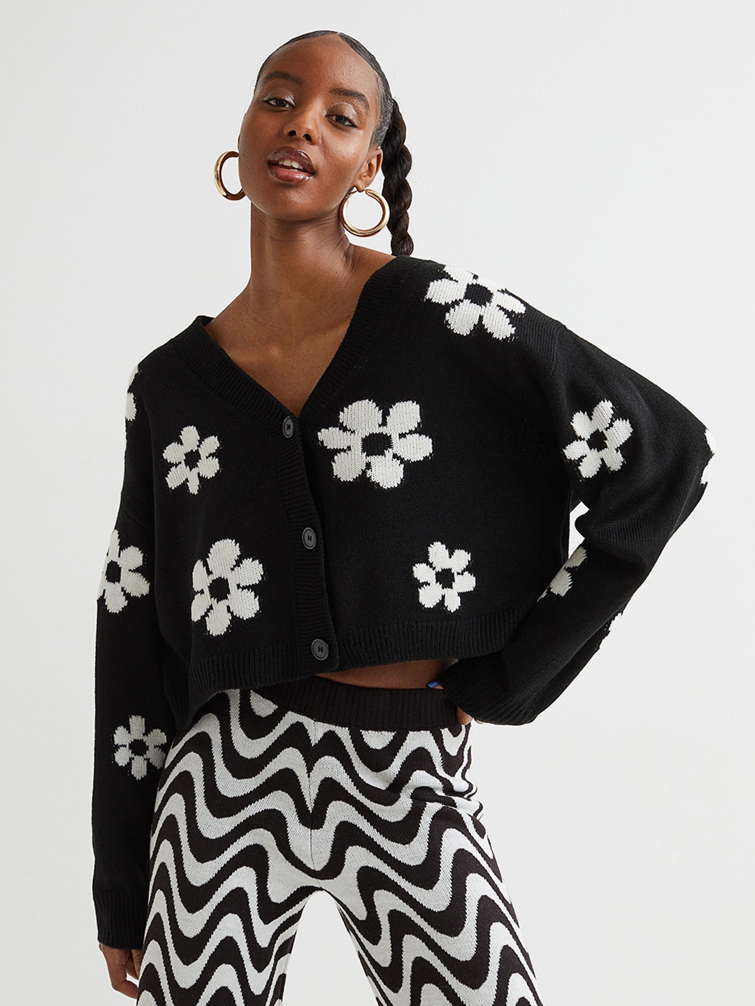 

H&M Women Black & White Jacquard-Knit Cardigan