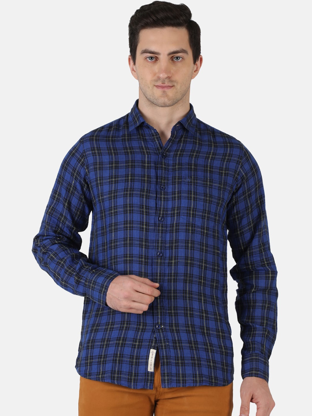 

Monte Carlo Men Blue & Black Classic Checked Linen Casual Shirt