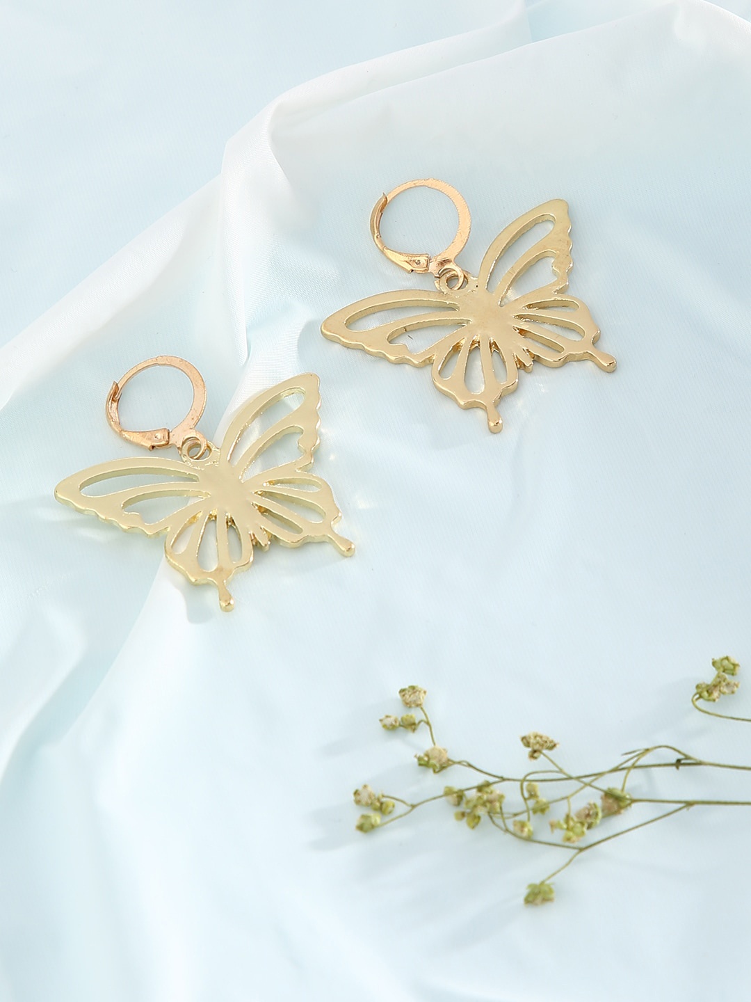 

justpeachy Gold-Toned Butterfly Drop Earrings