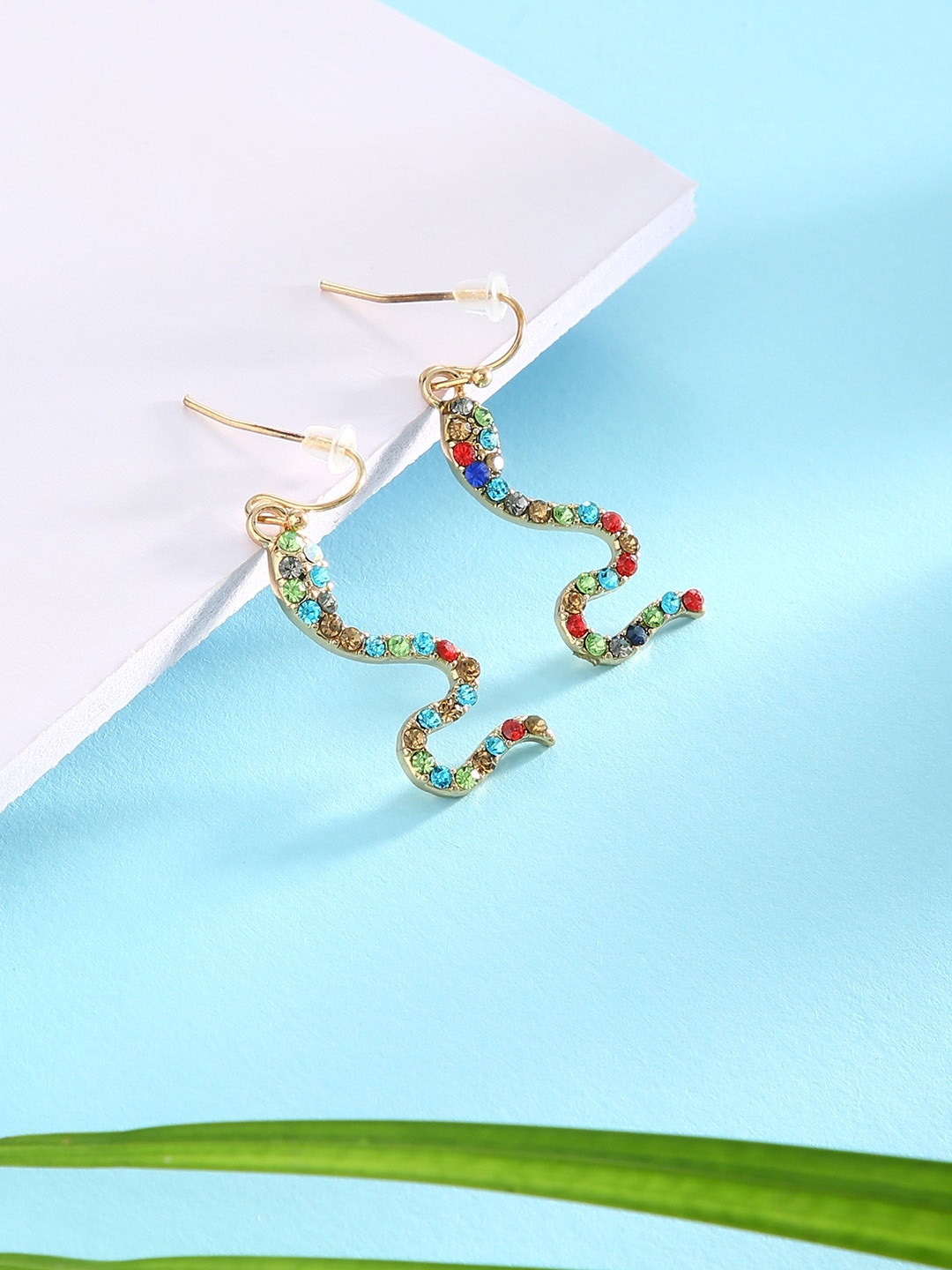 

justpeachy Gold-Plated Green & Red Snake Shaped Drop Earrings