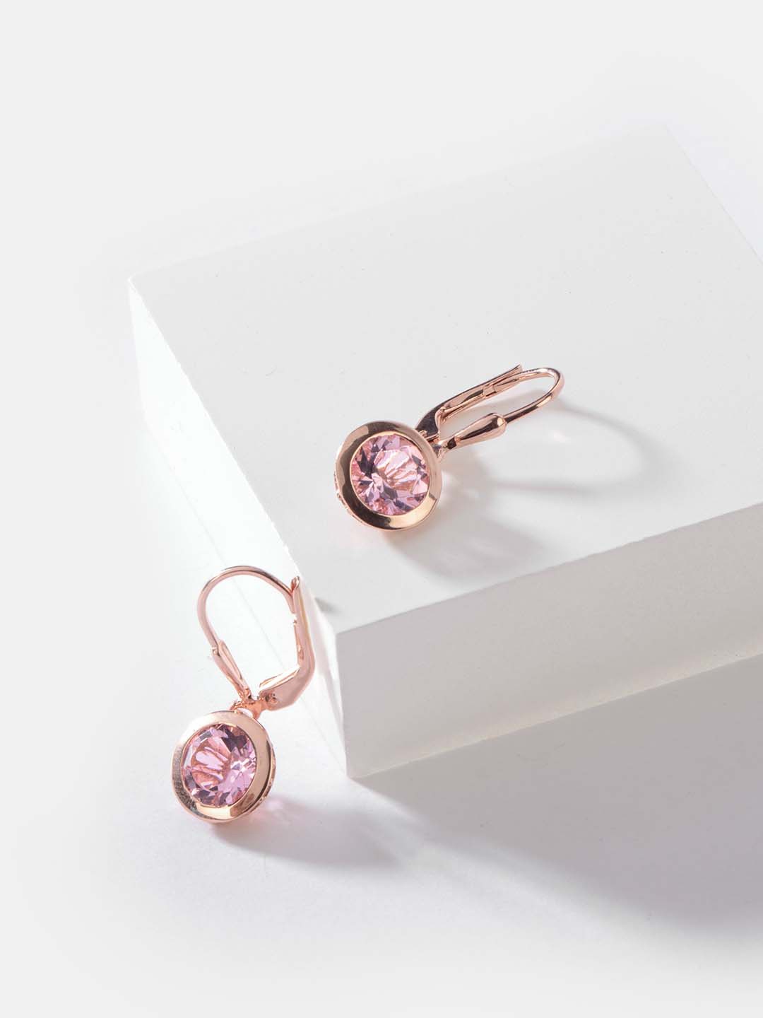 

SHAYA Gold-Toned Contemporary Drop Earrings