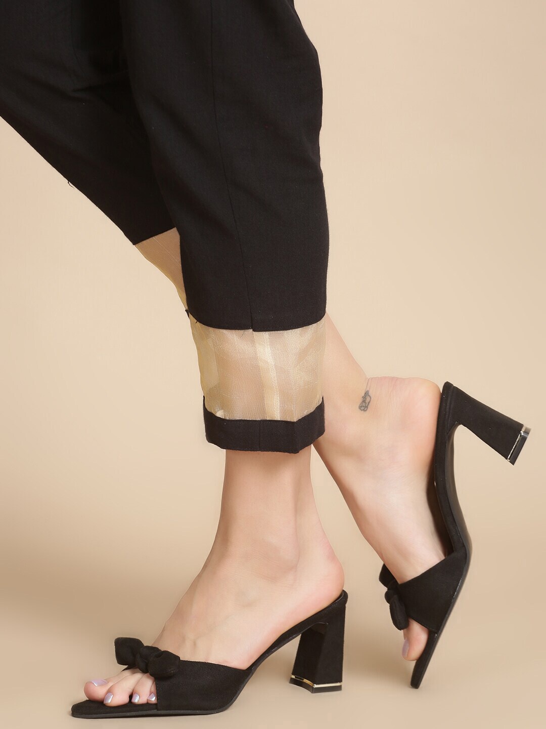 

Monrow Black Suede Party Block Mules with Bows