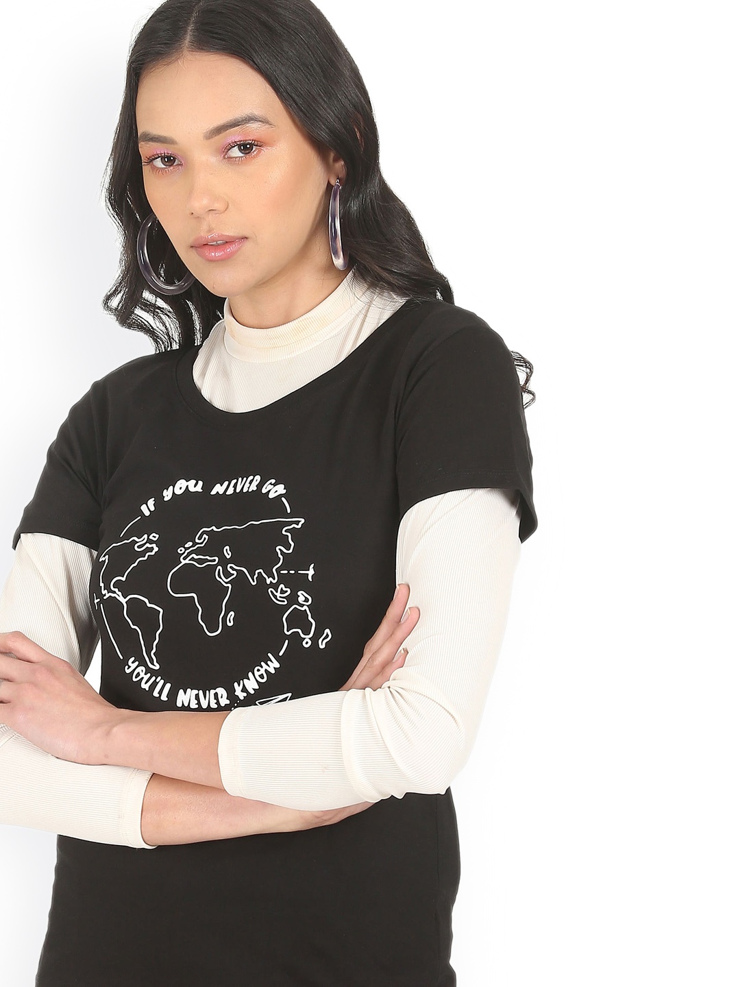 

Sugr Women Black Printed T-shirt