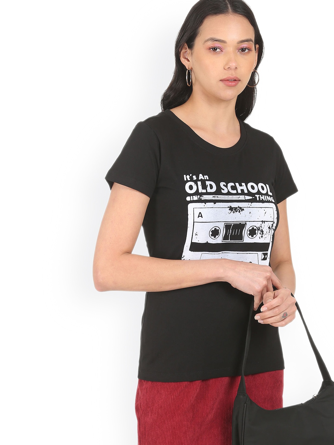 

Sugr Women Black Typography Printed Raw Edge T-shirt