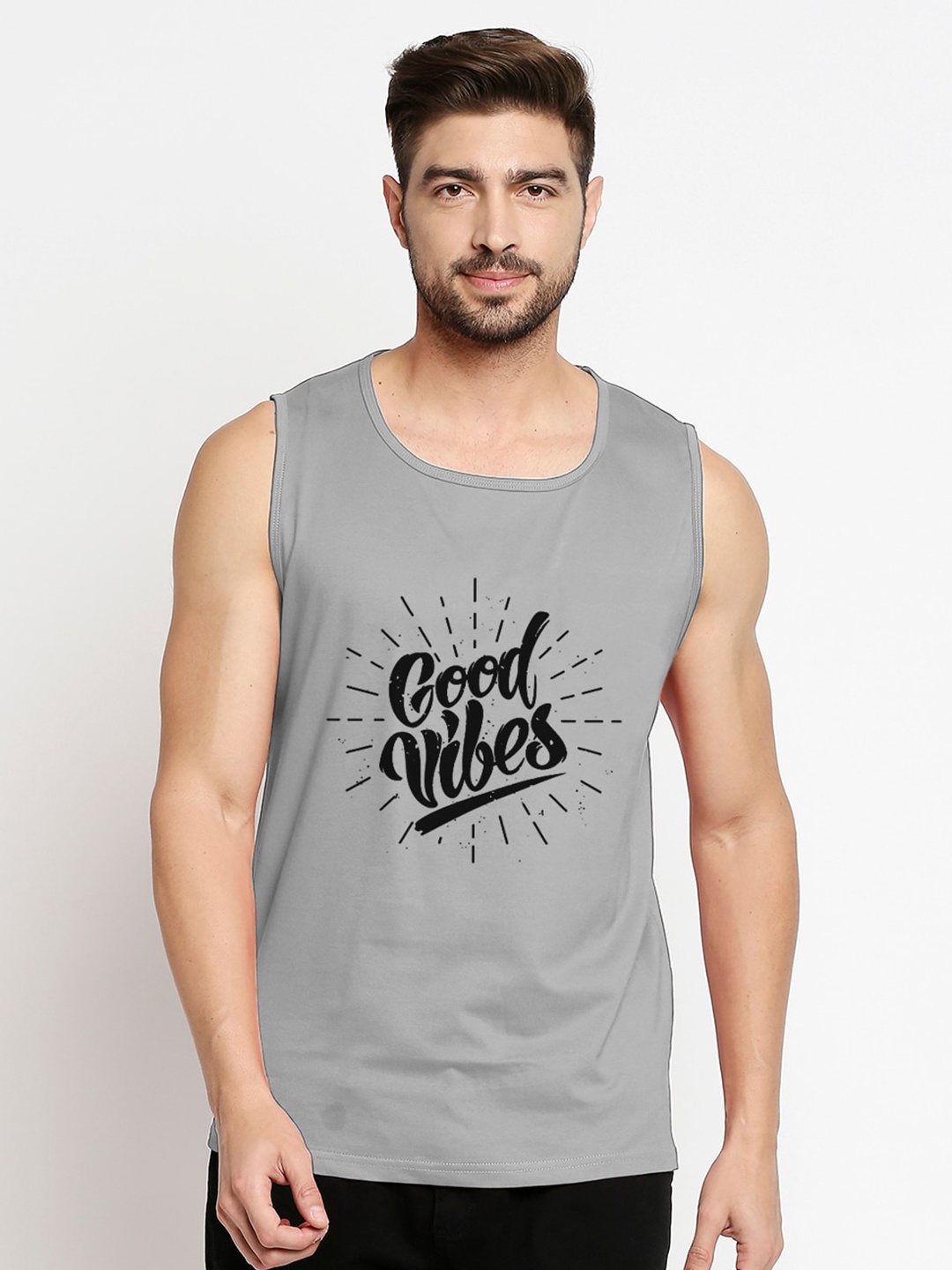 

Blacksmith Men Silver-Toned Typography Printed Pockets Training or Gym T-shirt
