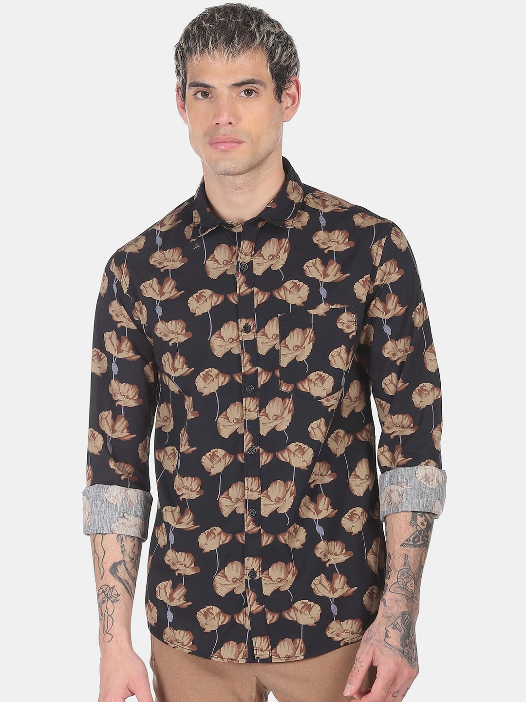 

Ruggers Men Black & Brown Printed Pure Cotton Casual Shirt