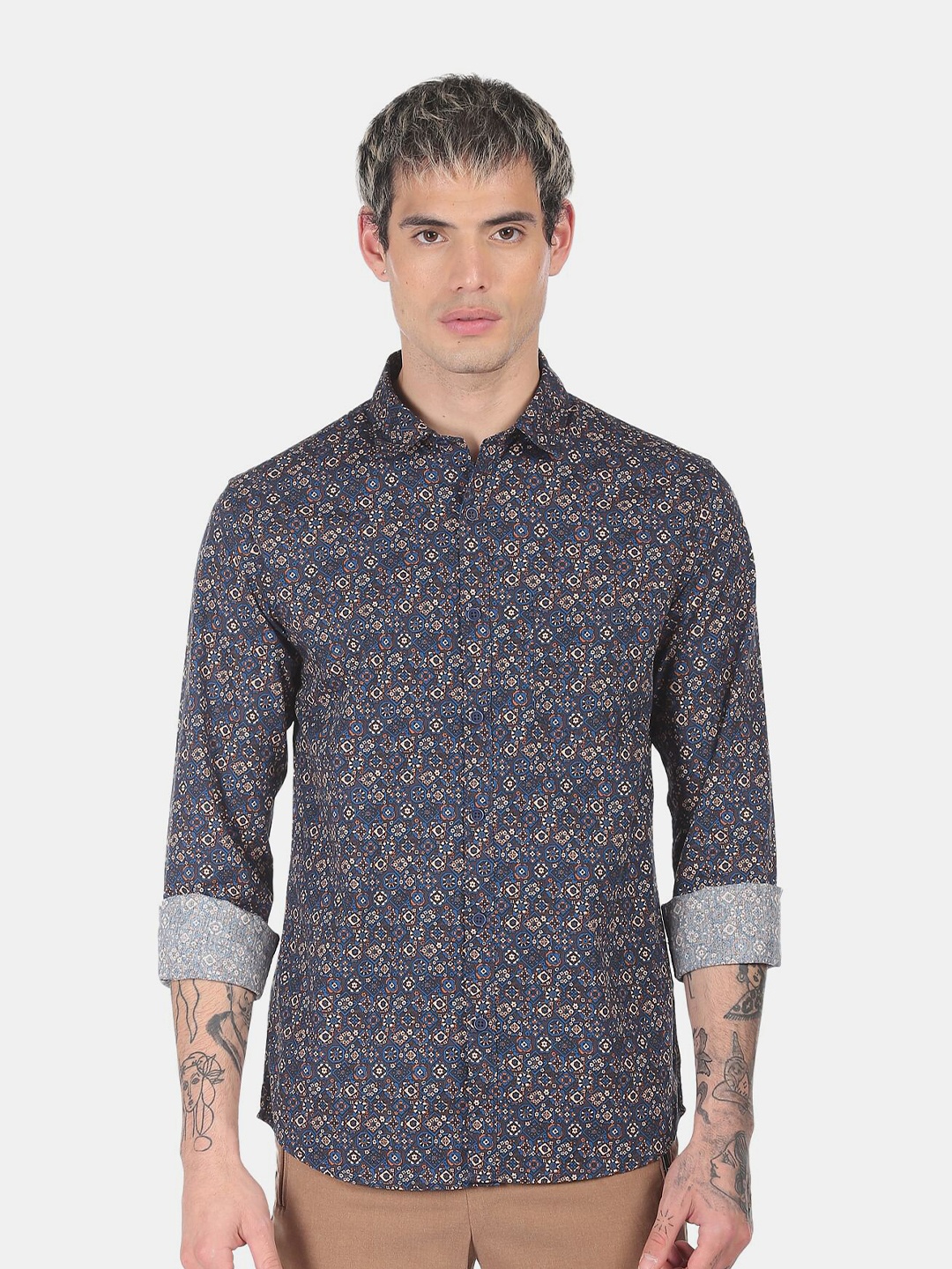 

Ruggers Men Navy Blue Floral Printed Casual Shirt