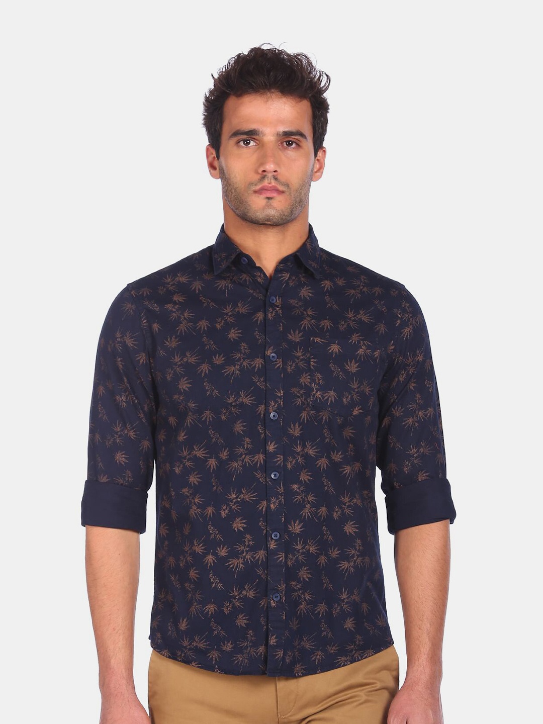 

Ruggers Men Navy Blue & Gold-Toned Printed Pure Cotton Casual Shirt