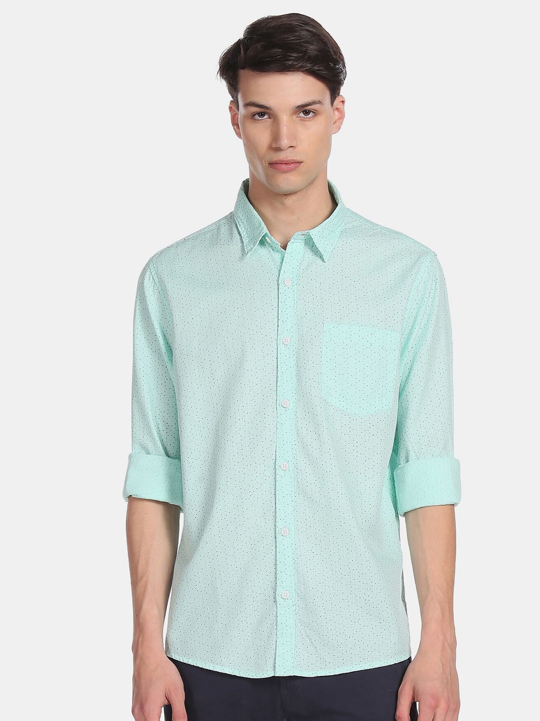 

Ruggers Men Turquoise Blue & Black Printed Pure Cotton Casual Shirt